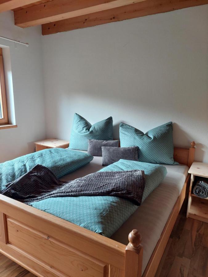 Ferienwohnung Am Arzberg Apartment *